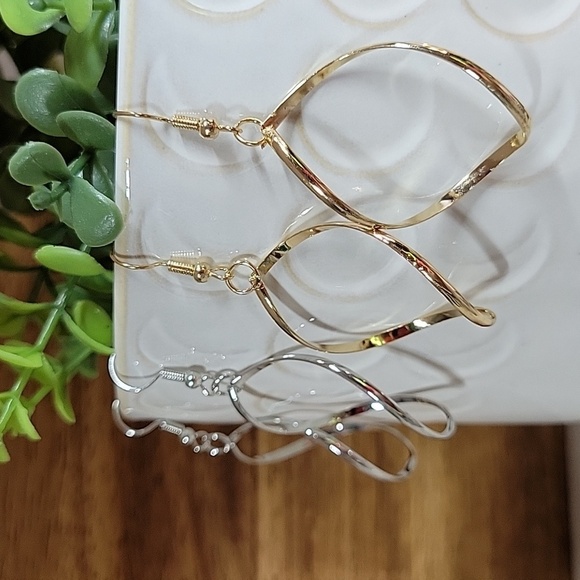 TWISTED TEARDROP EARRINGS, Choice of Color - Picture 1 of 9